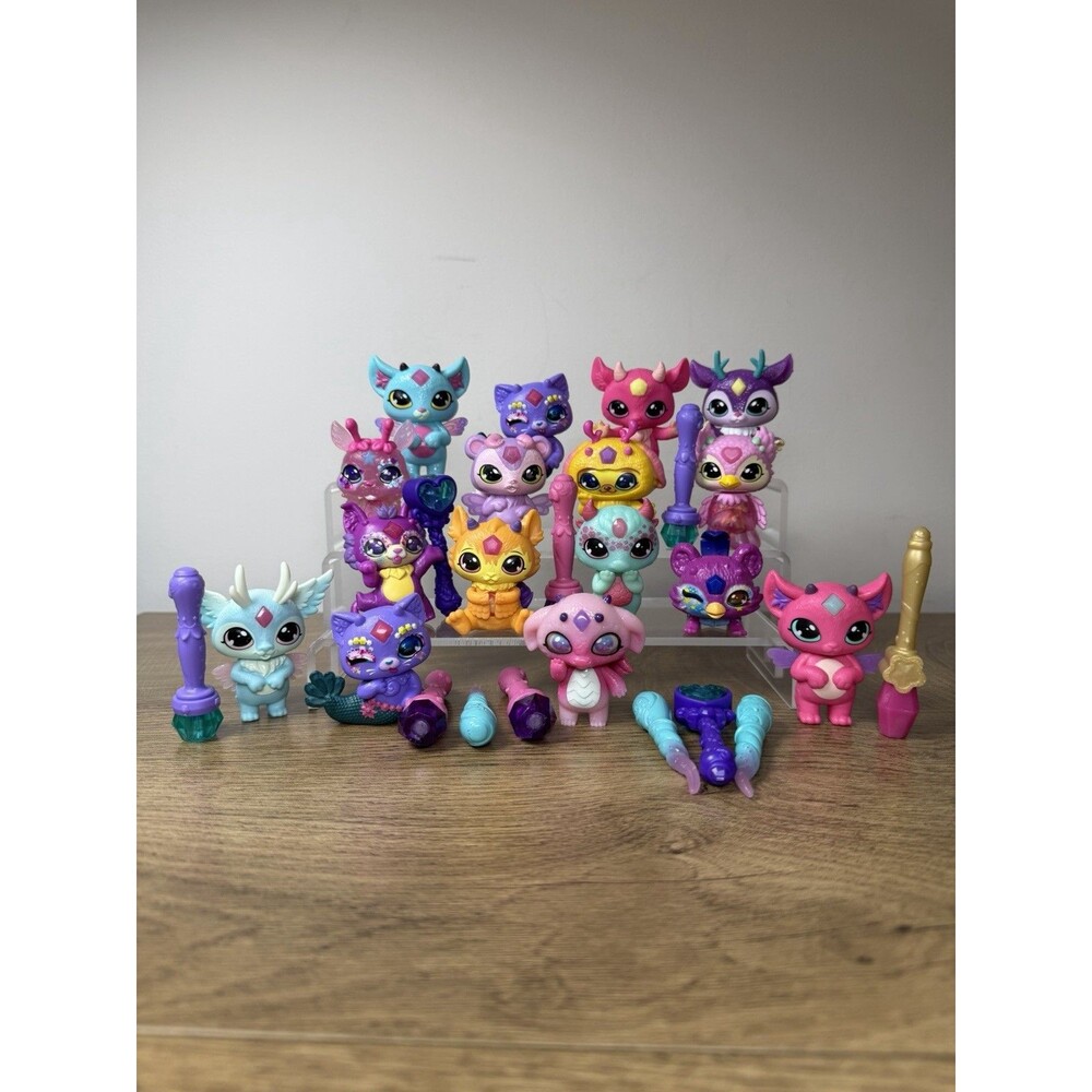 Magic Mixies Mixlings • Lot of 16 Figures & 11 Wands • Moose Toys •